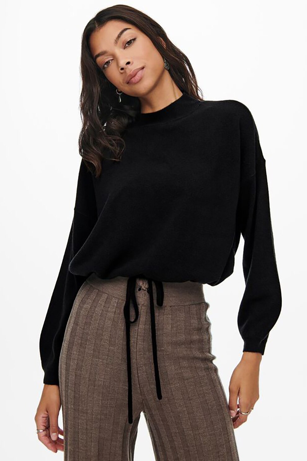 Only, Pulover cu maneci cazute si terminatie ajustabila, Negru