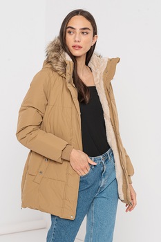 Vero Moda, Geaca cu captuseala de blana Finley, Maro camel Vero Moda, Geaca cu captuseala de blana Finley, Maro camel