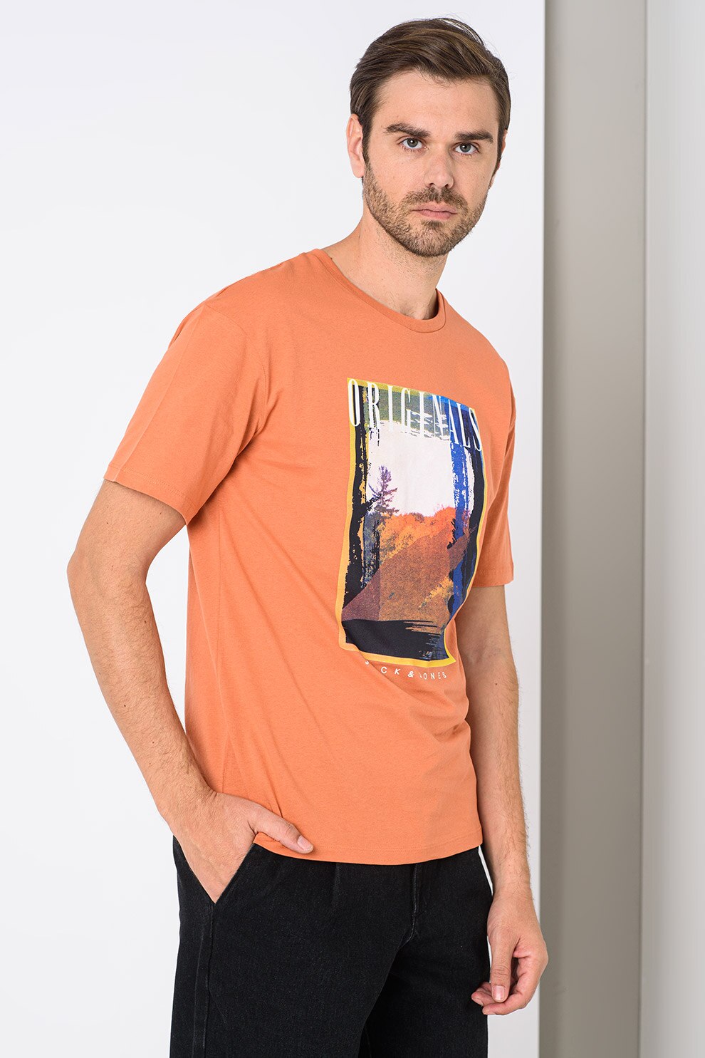 Jack&Jones, Tricou relaxed fit cu imprimeu grafic Collage, Oranj stins