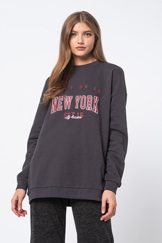 Noisy May, Bluza sport cu imprimeu si decolteu la baza gatului College, gri carune, rosu Noisy May, Bluza sport cu imprimeu si decolteu la baza gatului College, gri carune, rosu