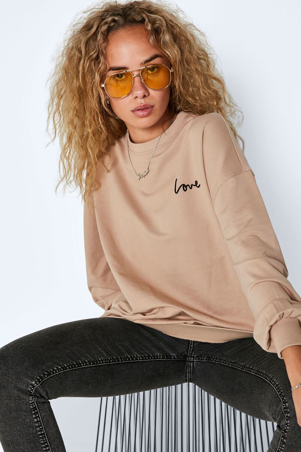 Noisy May, Bluza sport lejera cu text, Maro nisip