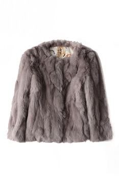 Haina blana iepure Margot, Maro Haina blana iepure Margot, Maro