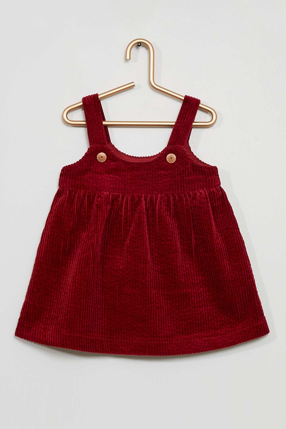 KIABI, Sarafan de reiat, Visiniu