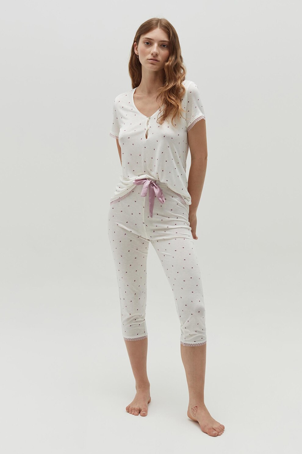 OVS, Pijama cu insertii de dantela, Alb prafuit/Violet tyrian/Roz