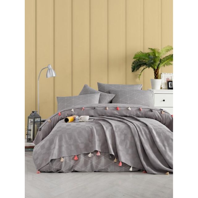 Set pentru pat dublu, cuvertura, cearsaf si 2 fete de perna, model Valeria Ethnic Gri