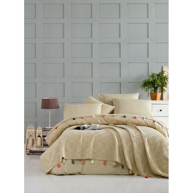 Set pentru pat dublu, cuvertura, cearsaf si 2 fete de perna, model Valeria Ethnic Bej