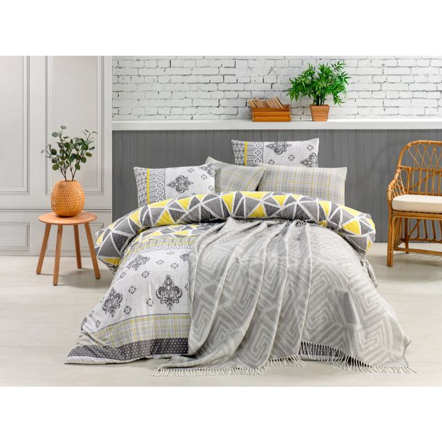 Set pentru pat dublu, patura, cearsaf si 2 fete de perna, model Valeria Blanket Wella