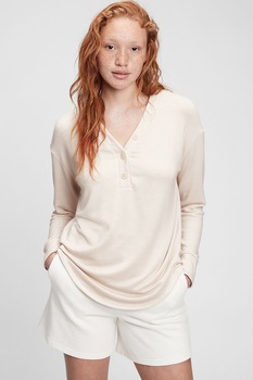 GAP, Bluza Henley cu decolteu in V, Alb fildes GAP, Bluza Henley cu decolteu in V, Alb fildes