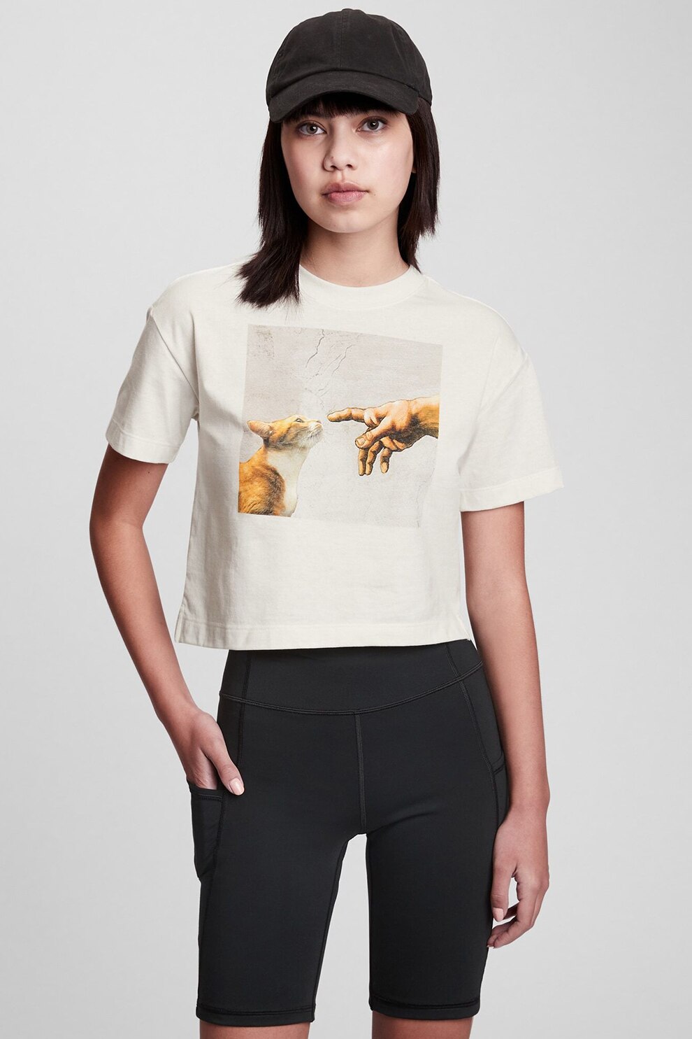 GAP, Tricou crop cu imprimeu grafic, Alb prafuit