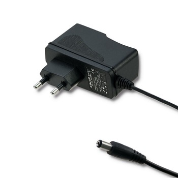 Incarcator pentru Laptop Qoltec, 12 V, 1 A, 12 W, 5.5 x 2.1 mm Incarcator pentru Laptop Qoltec, 12 V, 1 A, 12 W, 5.5 x 2.1 mm