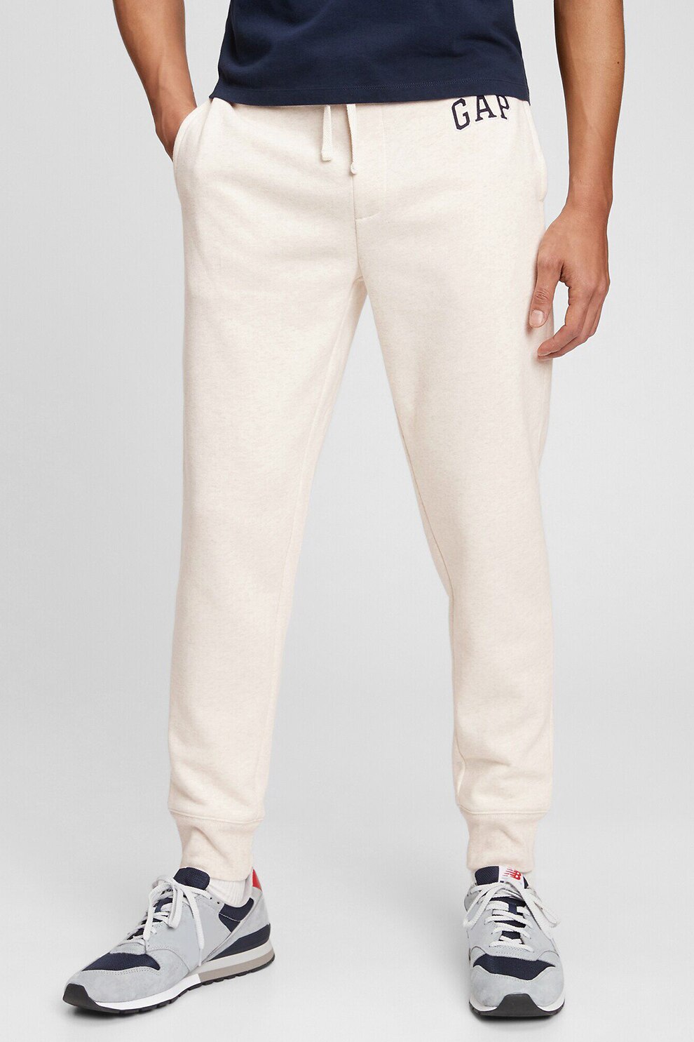 GAP, Pantaloni sport cu snur in talie, Alb prafuit