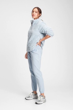 GAP, Pantaloni sport cu logo brodat, Albastru deschis GAP, Pantaloni sport cu logo brodat, Albastru deschis