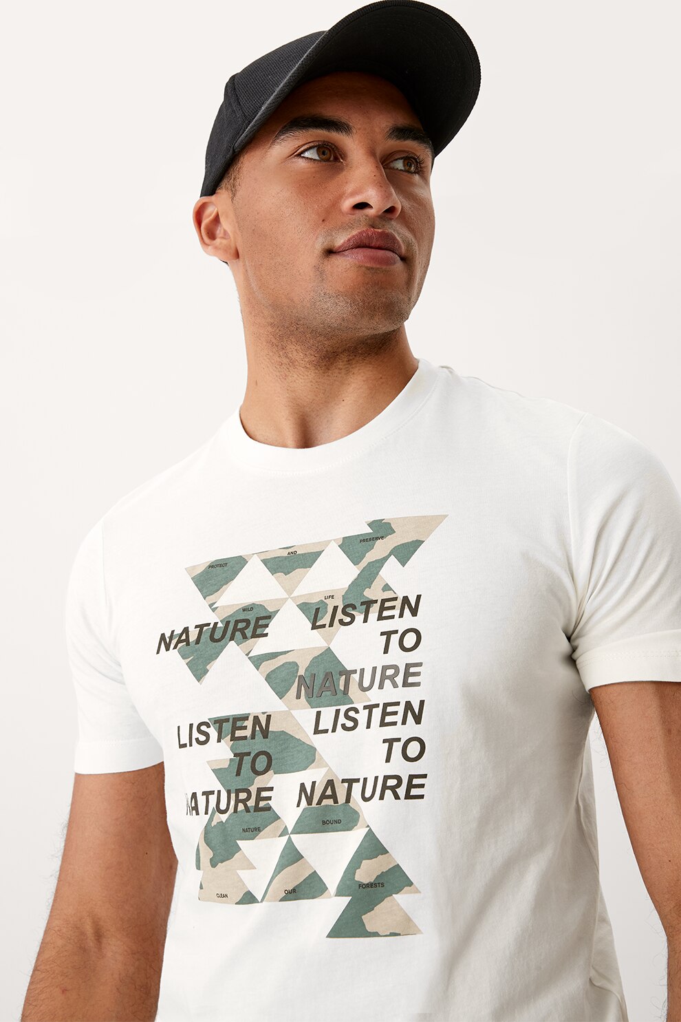 s.Oliver, Tricou cu imprimeu text, Alb/Verde feriga/Maro nisip