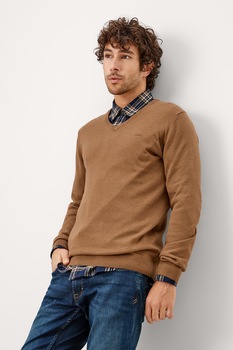 s.Oliver, Pulover tricotat fin cu decolteu in V, Cafeniu s.Oliver, Pulover tricotat fin cu decolteu in V, Cafeniu