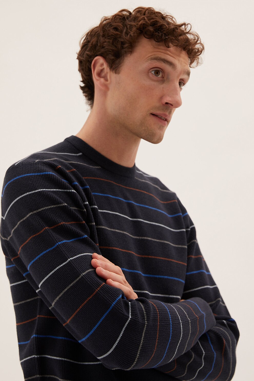 Marks & Spencer, Pulover cu decolteu la baza gatului si model in dungi, Bleumarin/Alb/Maro