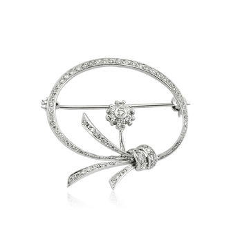 Brosa din aur alb 18 K, 6.08 g, diamante 0.48 carate, 81 pietre, lungime 3.5 cm, La Rosa Brosa din aur alb 18 K, 6.08 g, diamante 0.48 carate, 81 pietre, lungime 3.5 cm, La Rosa