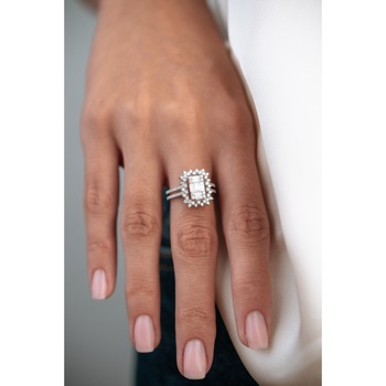 Inel din aur alb 14 K, 4.30 g, diamante 1.02ct, 93 pietre, marime 54, La Rosa Inel din aur alb 14 K, 4.30 g, diamante 1.02ct, 93 pietre, marime 54, La Rosa