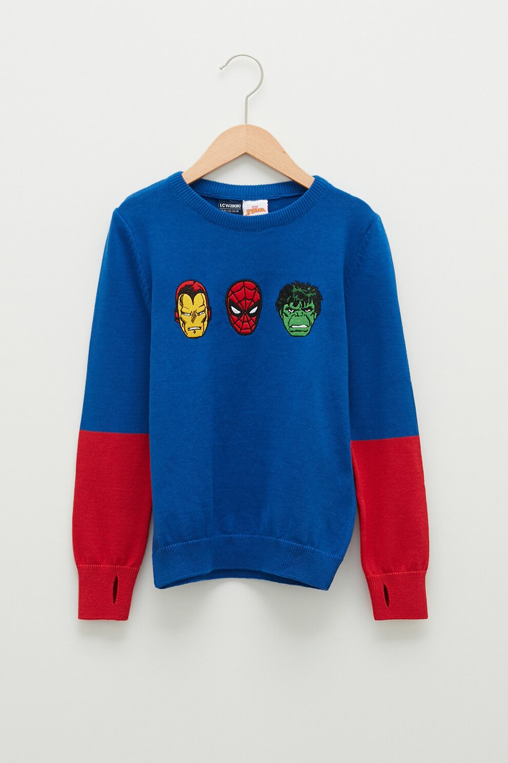 LC WAIKIKI, Pulover in doua nuante cu aplicatii Marvel brodate, Albastru inchis/Rosu