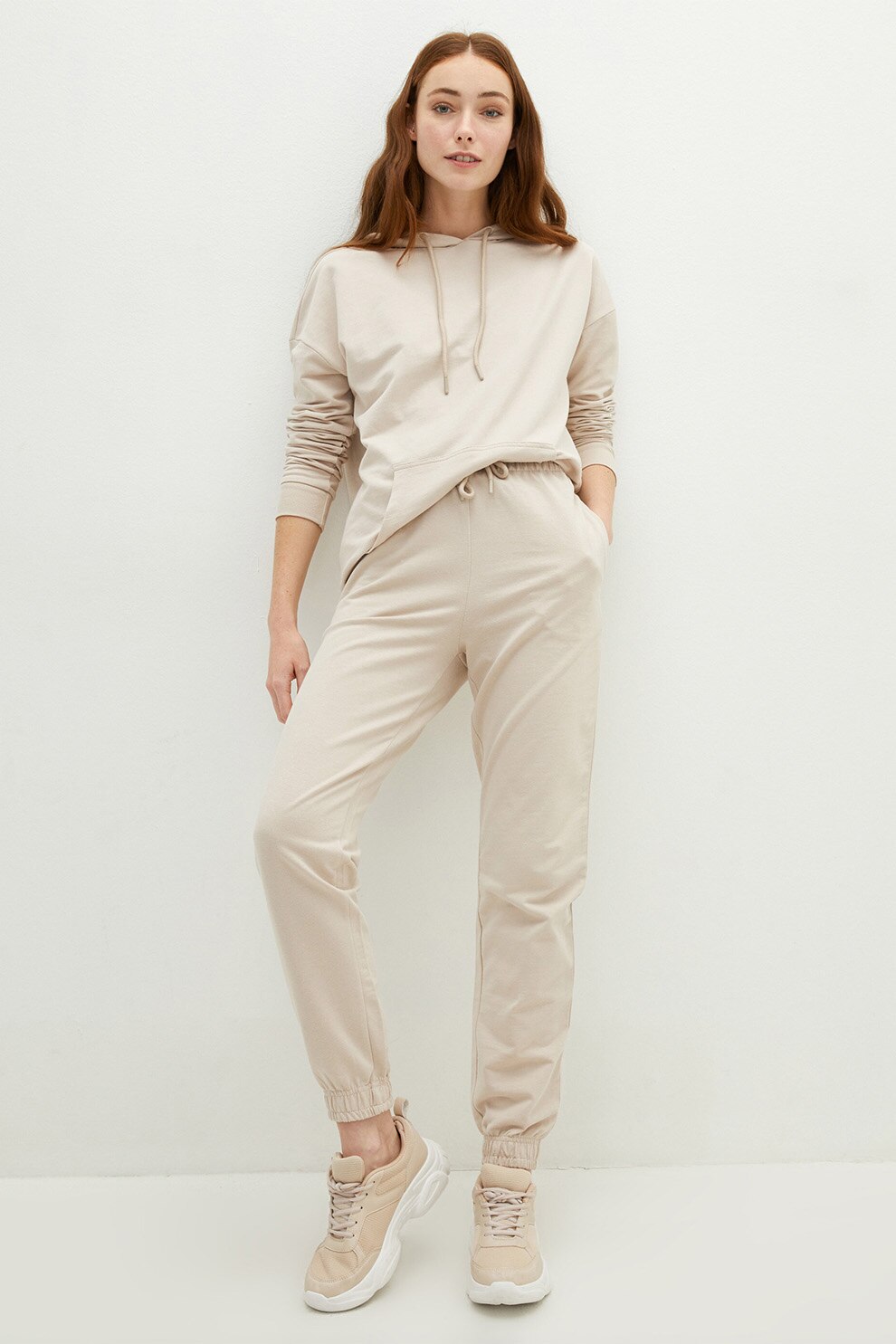 LC WAIKIKI, Pantaloni sport cu snur si talie inalta,W14234Z8, Maro nisip