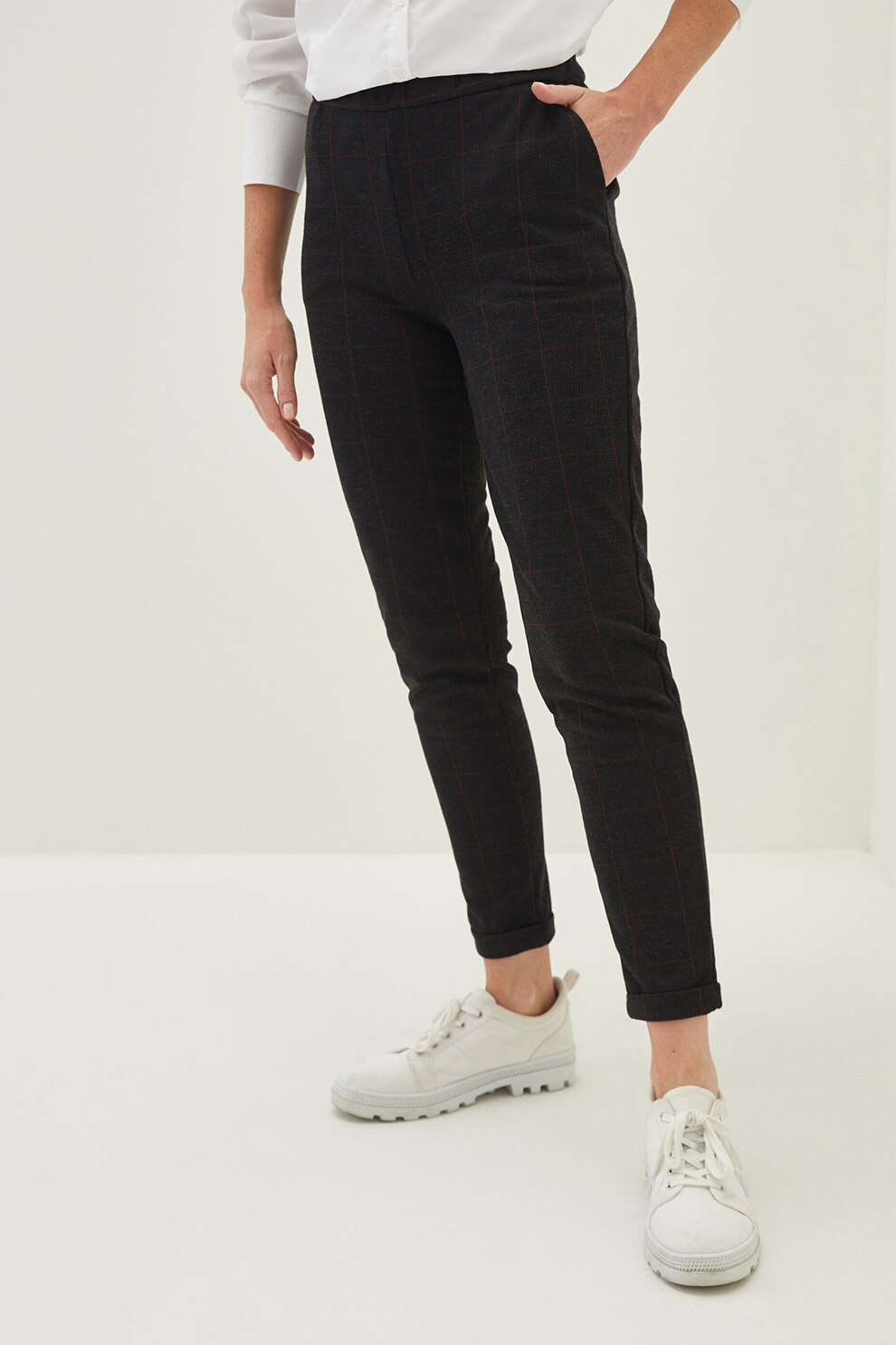 LC WAIKIKI, Pantaloni cu talie elastica, Negru stins/Rosu, S