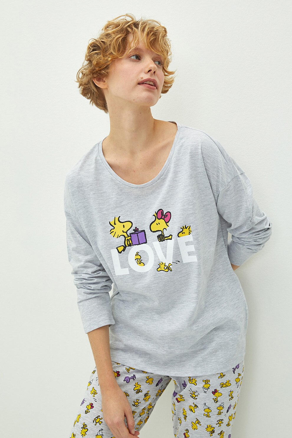 LC WAIKIKI, Pijama cu imprimeu si decolteu rotund, Gri melange/Galben, 2XL