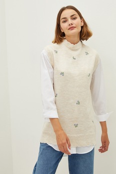 LC WAIKIKI, Vesta tricotata cu detalii brodate, Maro deschis melange/Verde LC WAIKIKI, Vesta tricotata cu detalii brodate, Maro deschis melange/Verde