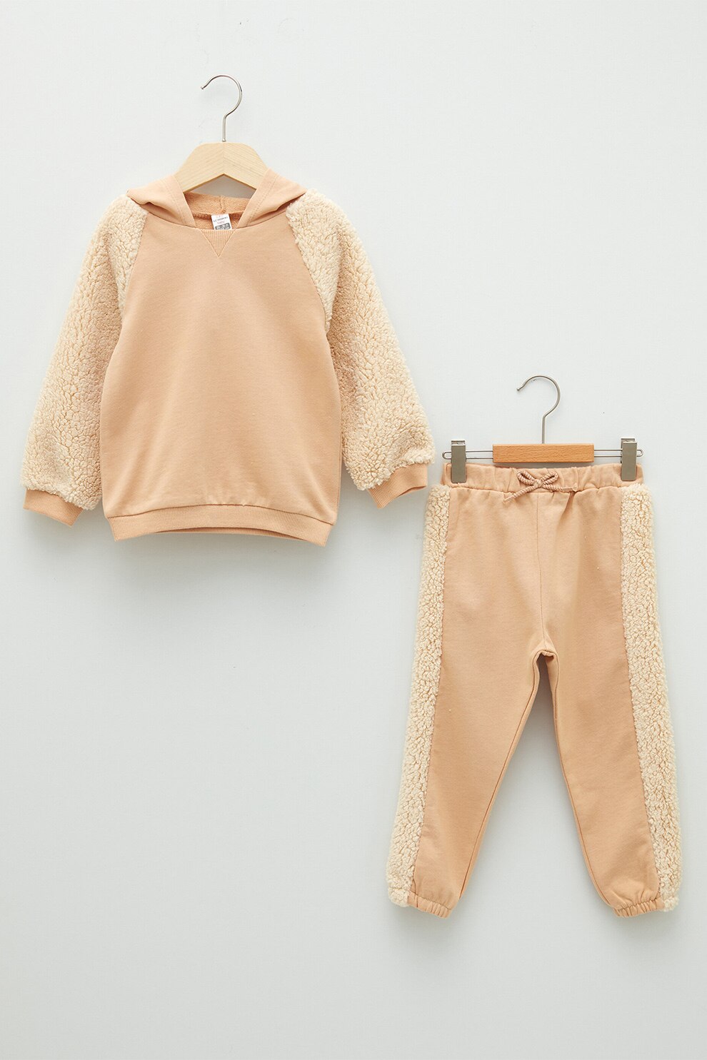 LC WAIKIKI, Hanorac cu pantaloni sport, cu insertii din blana sherpa, Roz piersica