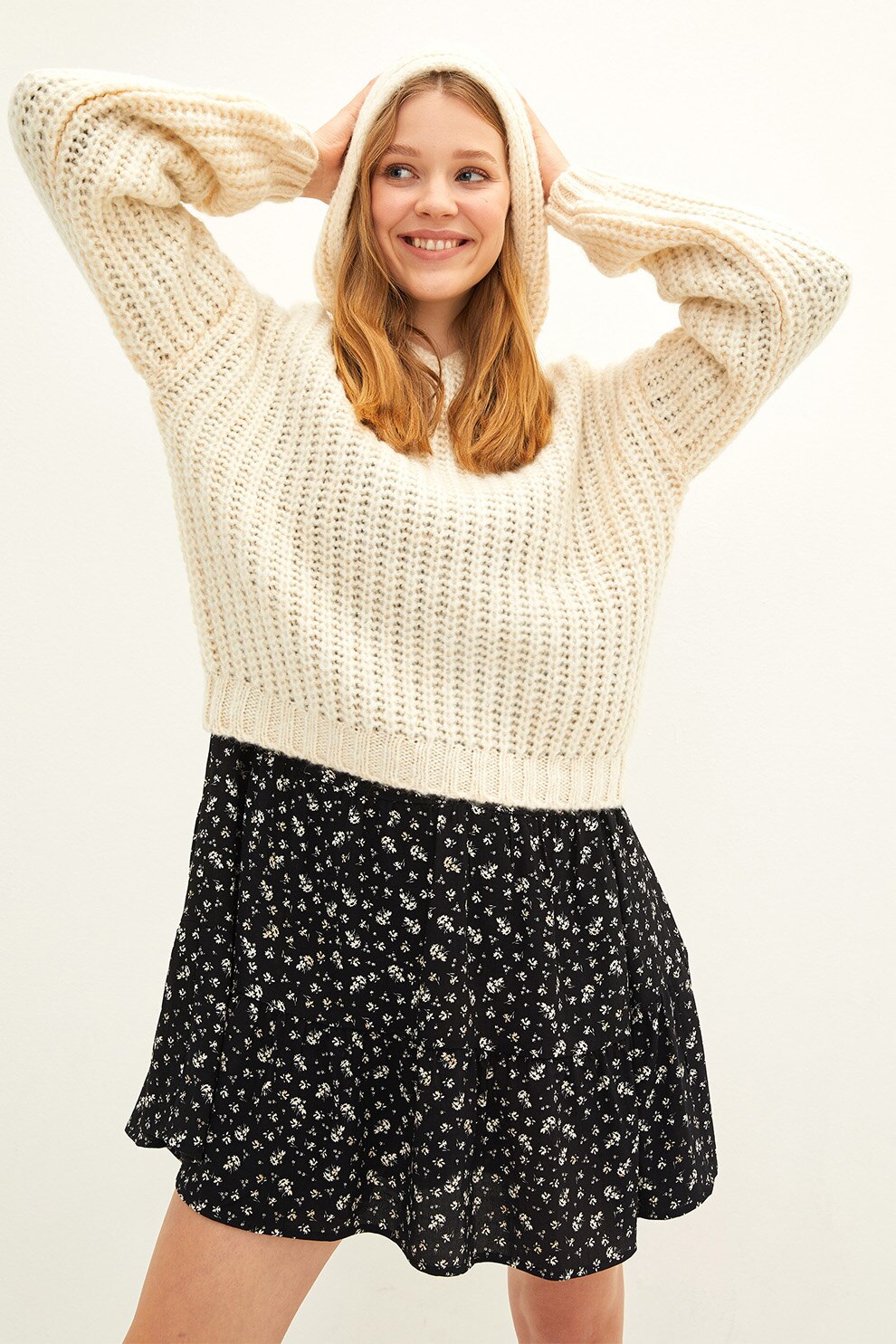 LC WAIKIKI, Pulover cu gluga si maneci cazute, Crem