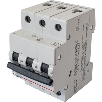 Siguranta automata Legrand RX3 3P curba C, 50A 4,5kA Siguranta automata Legrand RX3 3P curba C, 50A 4,5kA