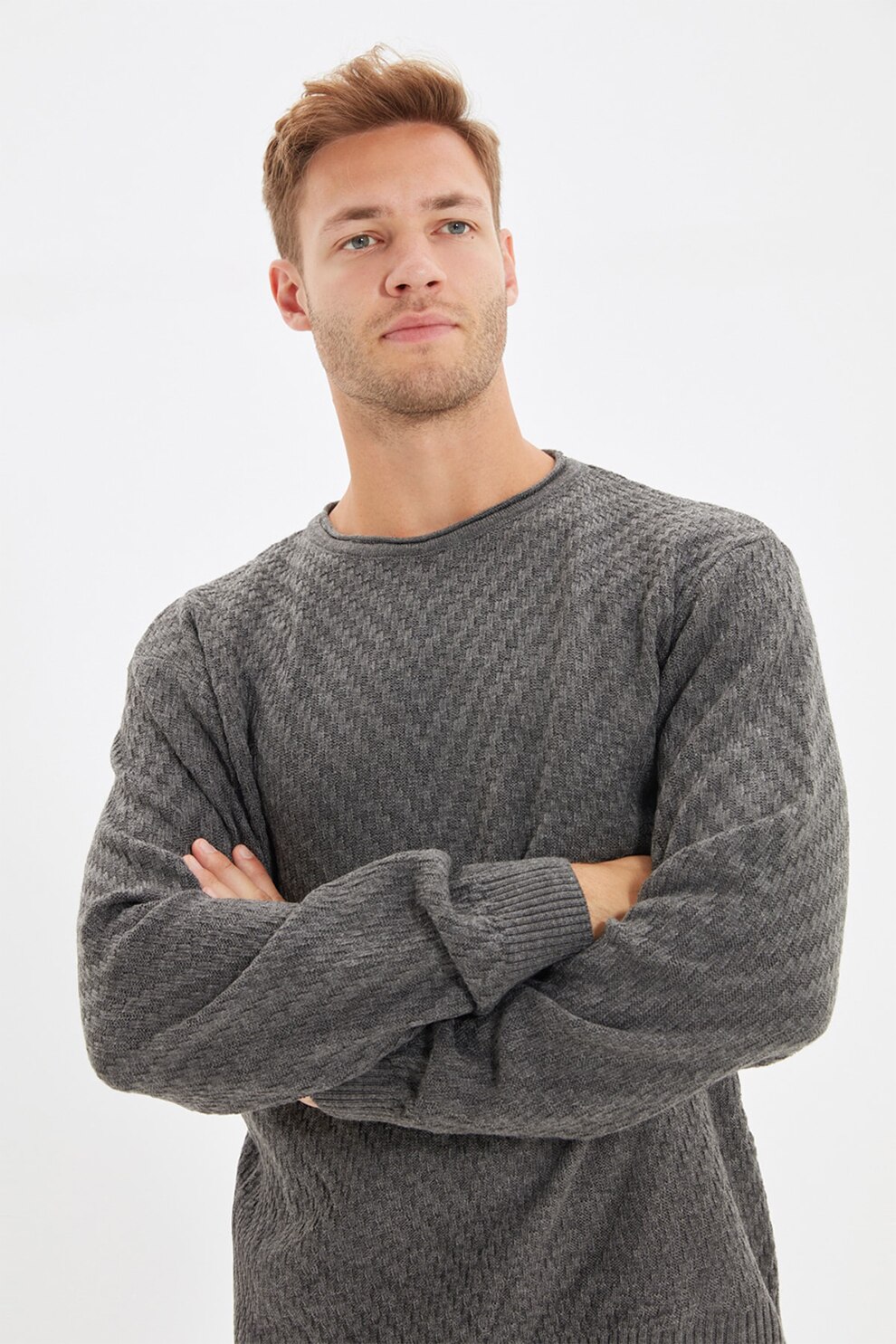 Trendyol, Pulover din tricot cu decolteu la baza gatului, Gri