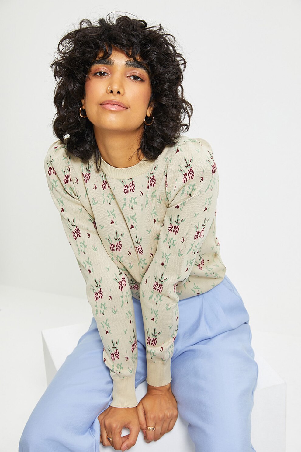 Trendyol, Pulover cu imprimeu floral si maneci bufante, Alb prafuit/Verde, M