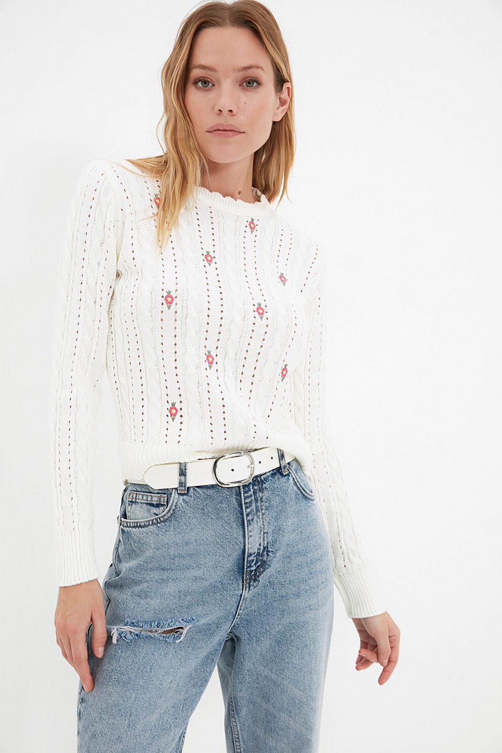 Trendyol, Pulover cu perforatii si broderie florala, Alb, M