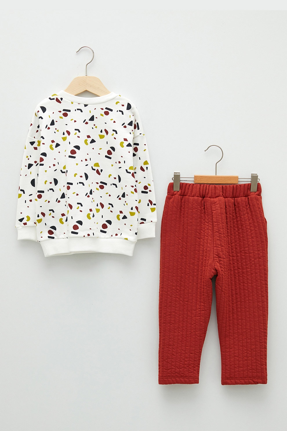 LC WAIKIKI, Set de pantaloni si bluza sport cu model, Maro coniac/Alb/Bleumarin