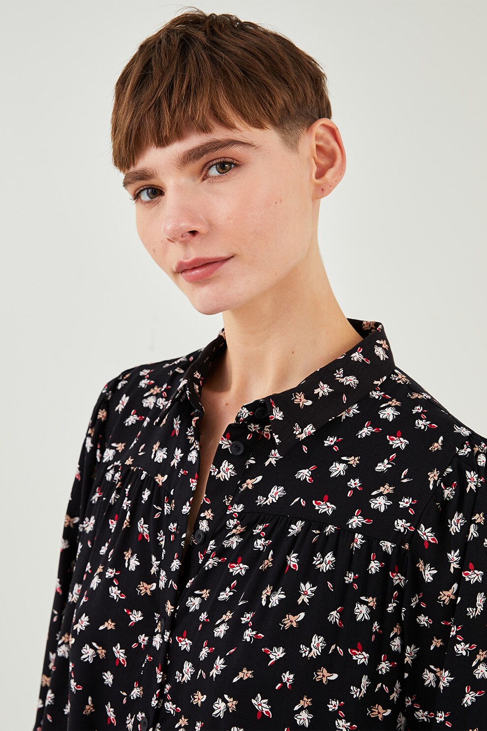 LC WAIKIKI, Rochie lejera cu imprimeu, Negru/Alb/Rosu