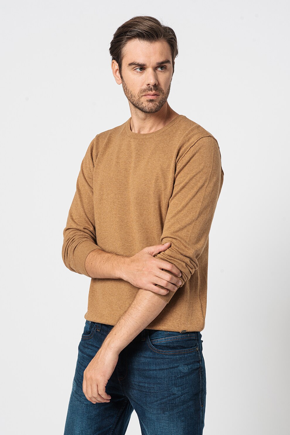 BLEND, Pulover tricotat fin cu decolteu la baza gatului, Maro