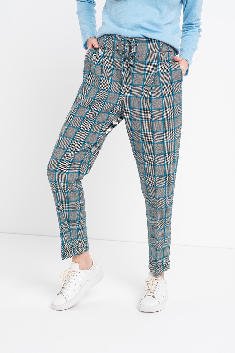 United Colors of Benetton, Pantaloni conici in carouri cu snur, negru, alb, albastru