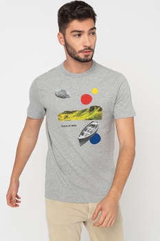 United Colors of Benetton, Tricou cu decolteu la baza gatului si imprimeu grafic, Gri melange/verde/Albastru United Colors of Benetton, Tricou cu decolteu la baza gatului si imprimeu grafic, Gri melange/verde/Albastru