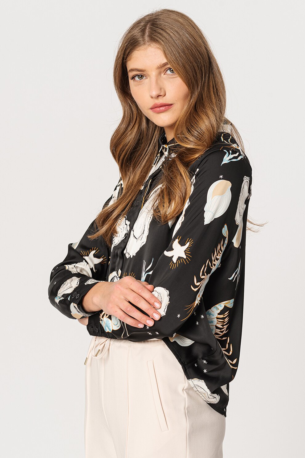 ICHI, Camasa cu model grafic Shrimpy, Negru/Alb/Maro camel