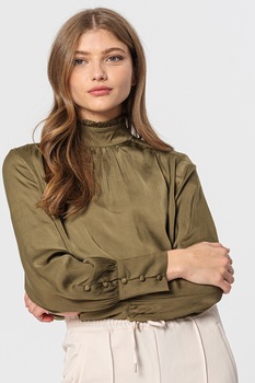 b.young, Bluza cu aspect satinat si guler inalt Hamila, Verde militar b.young, Bluza cu aspect satinat si guler inalt Hamila, Verde militar