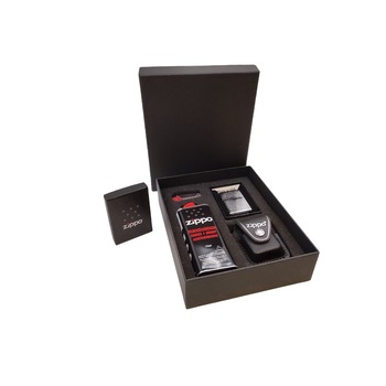 Set Zippo Chrome Brushed - bricheta metalica, benzina, pietre si husa pentru bricheta 251265 M1 Set Zippo Chrome Brushed - bricheta metalica, benzina, pietre si husa pentru bricheta 251265 M1