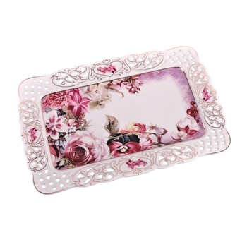 Platou din portelan, bordura dantelata ,imprimeu floral, 36,5 * 23,5 * 3 cm, forma dreptunghiulara Platou din portelan, bordura dantelata ,imprimeu floral, 36,5 * 23,5 * 3 cm, forma dreptunghiulara