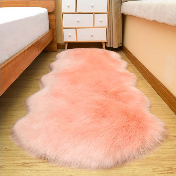 Covor de plus premium, cu gramada lunga, Forma ondulat, culoare roz, 70x180 cm