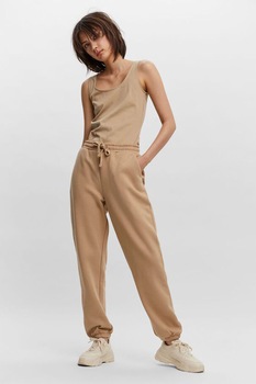 Vero Moda, Pantaloni sport cu snur in talie, Maro camel Vero Moda, Pantaloni sport cu snur in talie, Maro camel