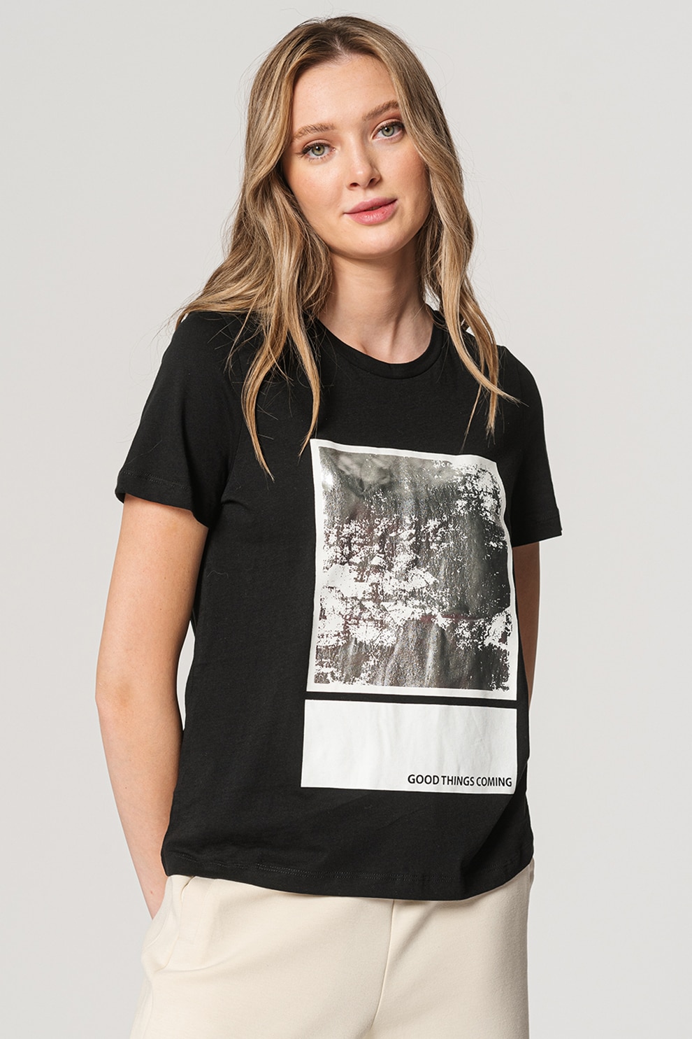 Vero Moda, Tricou din bumbac organic cu imprimeu grafic Cadyolly, Negru/Alb