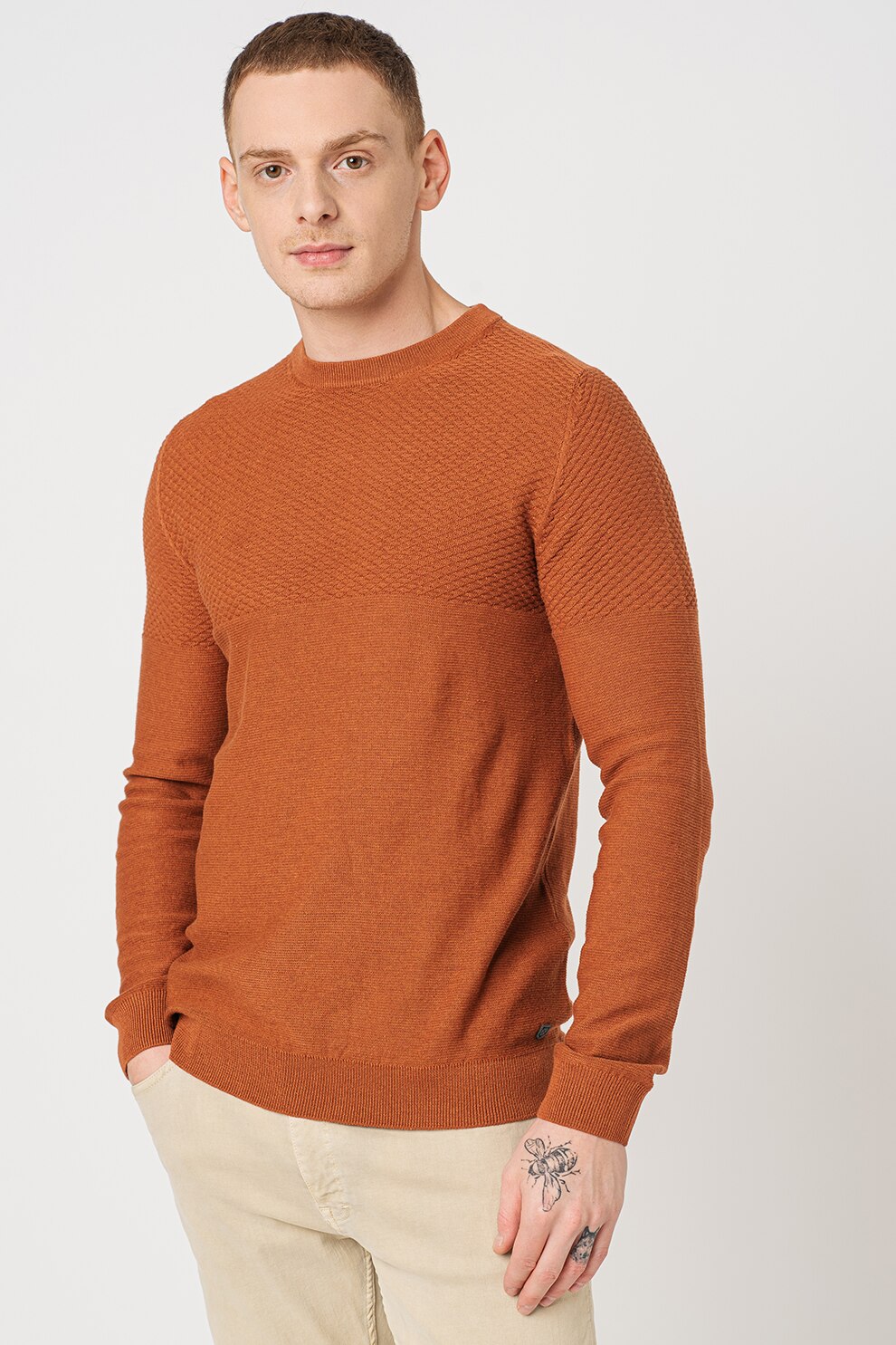 Jack&Jones, Pulover din amestec de bumbac organic cu decolteu la baza gatului Bla Winter, Maro caramel