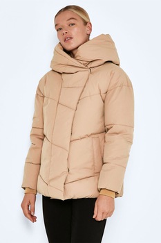 Noisy May, Geaca cu gluga, vatelina si aspect matlasat, Roz somon, L Noisy May, Geaca cu gluga, vatelina si aspect matlasat, Roz somon, L