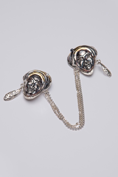 Brosa 925, 999 si aur 24 k, cu perle de cultura, model Invitatie la teatru