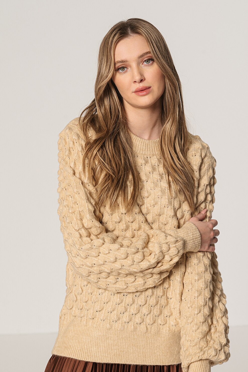 Sisters Point, Pulover cu decolteu la baza gatului si aspect texturat Licca, Bej