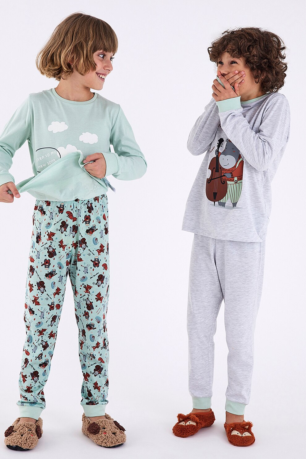 Penti, Set de pijamale cu imprimeu si maneci lungi, 2 bucati, Gri deschis melange/verde menta