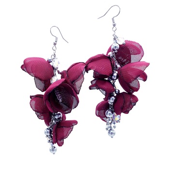 Cercei lungi statement, Zia Fashion, flori din voal, perle Mallorca si inox, handmade Cercei lungi statement, Zia Fashion, flori din voal, perle Mallorca si inox, handmade